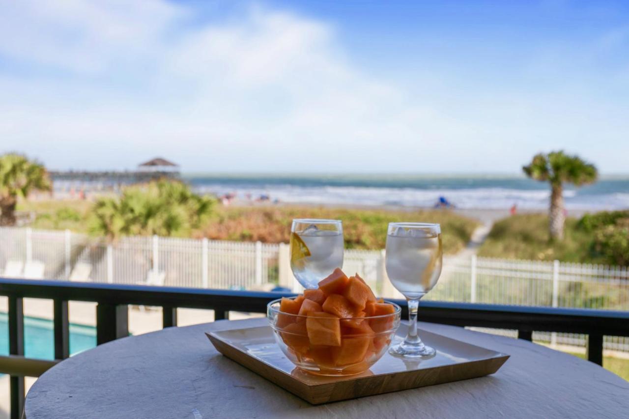 Chateau By The Sea Aparthotel Cocoa Beach Exterior photo