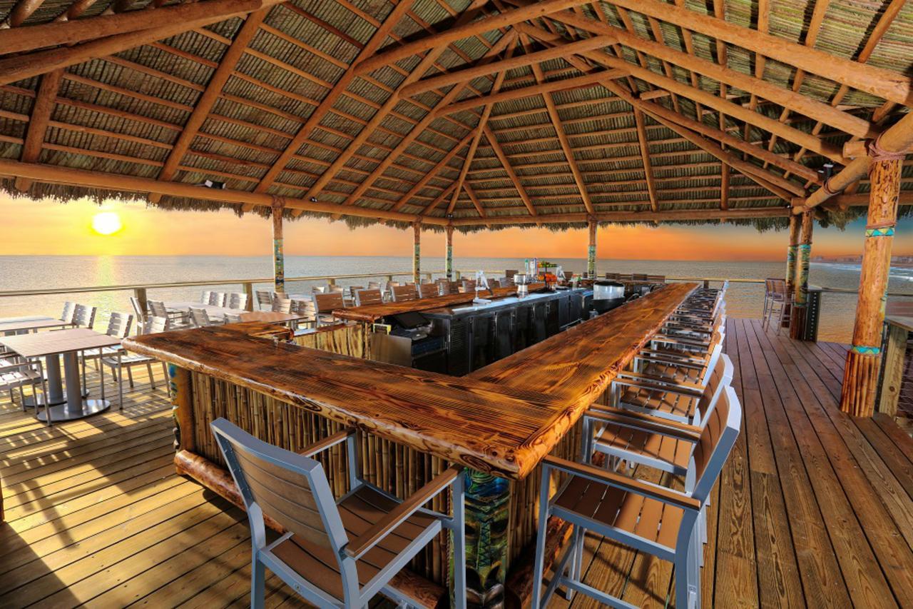 Chateau By The Sea Aparthotel Cocoa Beach Exterior photo